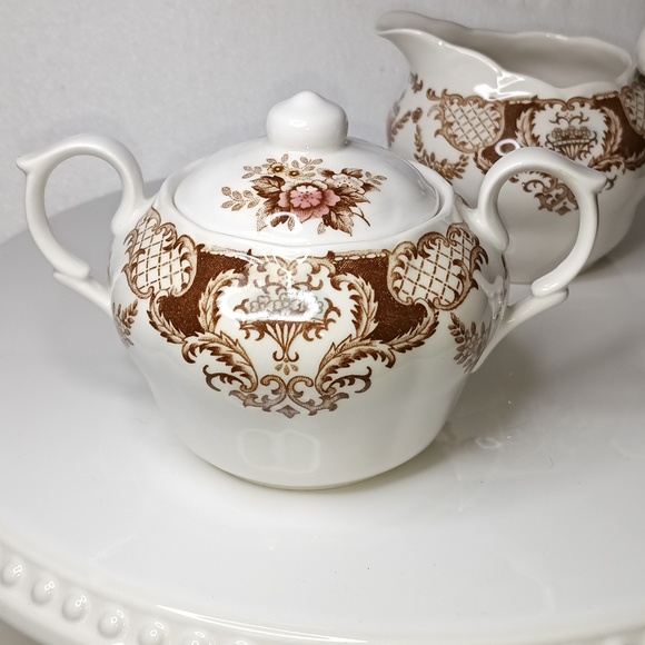 Vintage Windsor Brown Creamer & Sugar Bowl w Lid Brown Transferware NIKKO Japan - Picture 3 of 3
